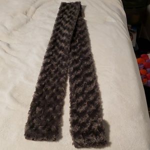 Faux fur scarf